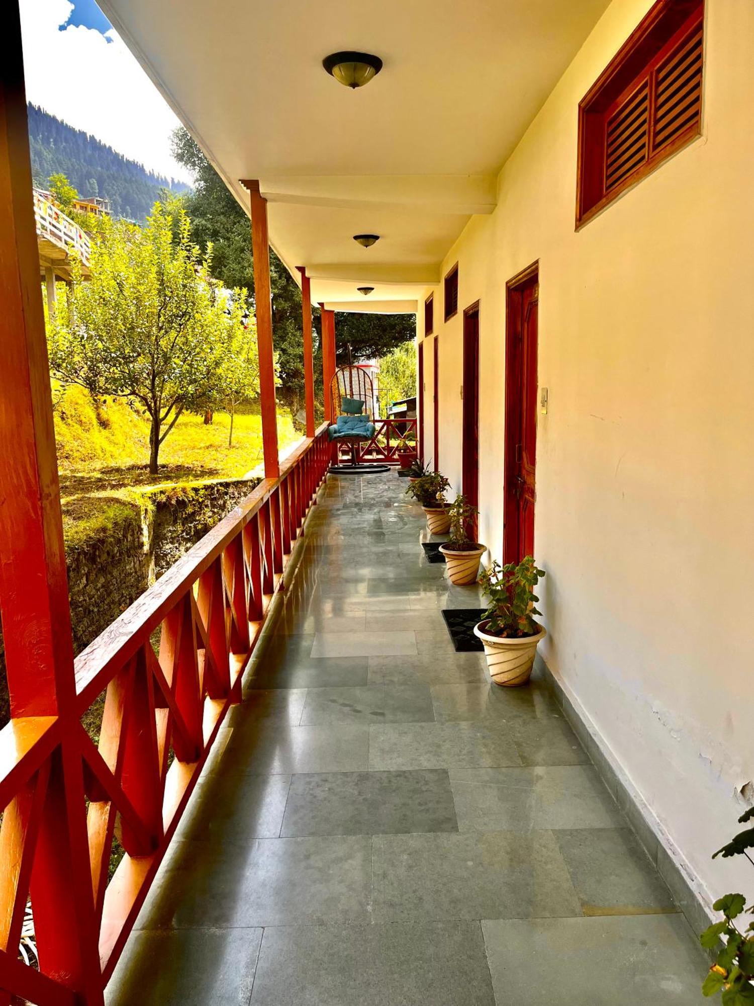 Sita Hotel & Cottage, Manali - A Boutique Wellness Hotel Экстерьер фото